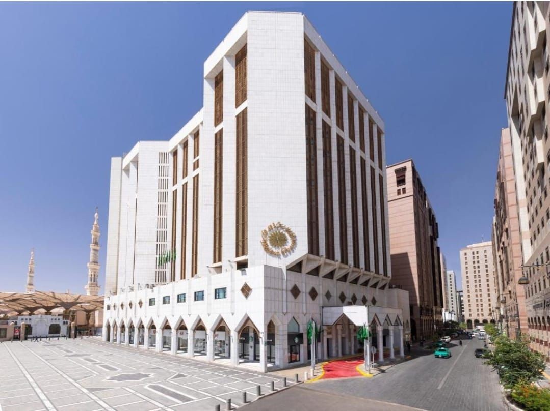 popular high-end religious tours